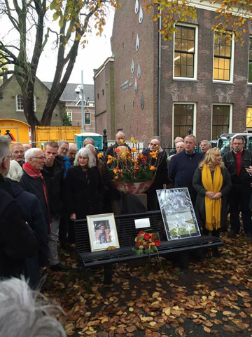 Bankje voor Mark Schareman